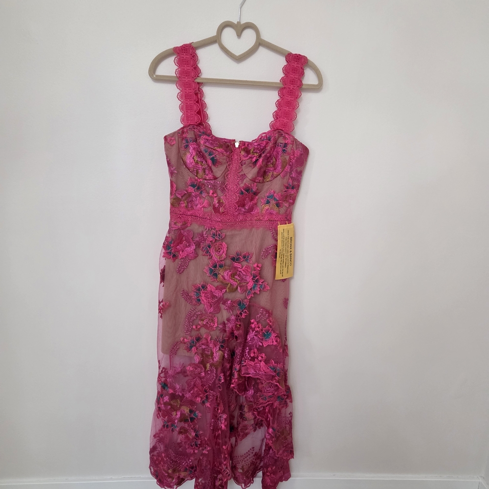 **NWT** BRONX & BANCO Vibrant Pink Asymmetrical Lace Dress - Picture 4 of 11